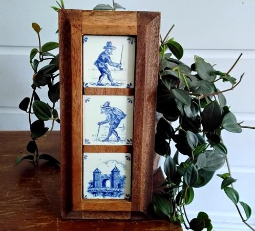 3 Delfts blauwe tegeltjes in eikenhouten lijst - eiken, Antiek en Kunst, Antiek | Wandborden en Tegels, Verzenden
