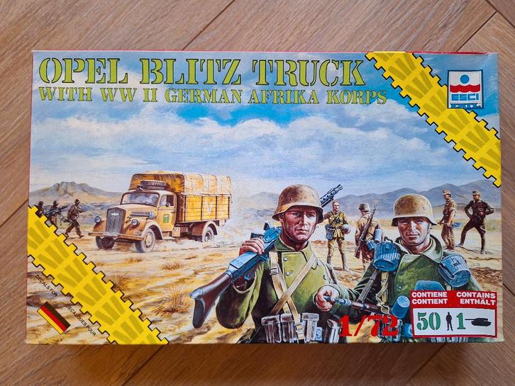 1:72 1/72 ESCI Opel Blitz Truck with WWII German Afrika Korp, Hobby en Vrije tijd, Modelbouw | Figuren en Diorama's, Zo goed als nieuw