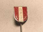 Metalen R.F.C. ROERMOND VOETBALCLUB Speld (Rood/Wit)., Verzamelen, Verzenden, Zo goed als nieuw, Sport, Speldje of Pin