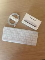 APPLE MAGIC MOUSE EN KEYBOARD, Computers en Software, Toetsenborden, Ophalen of Verzenden, Zo goed als nieuw