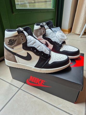 Jordan 1 Retro High Dark Mocha - EU 44 / US 10 beschikbaar voor biedingen