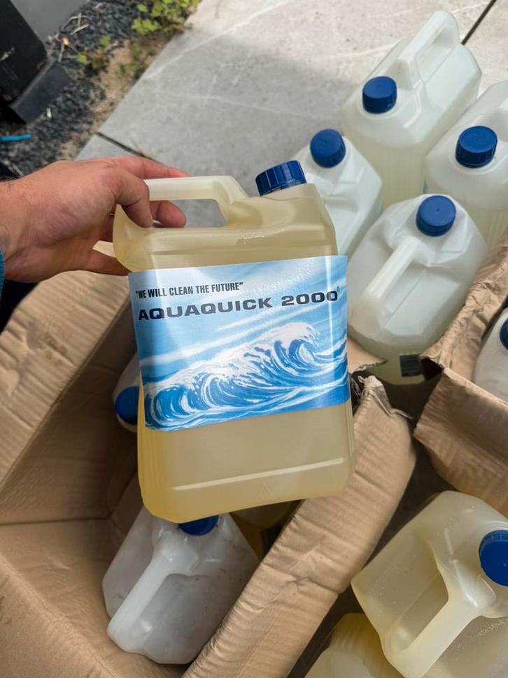 AQUAQUICK 2000 ontvetter, Huis en Inrichting, Schoonmaakartikelen, Ophalen