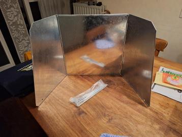 kook  windscherm   voor de camping beschikbaar voor biedingen
