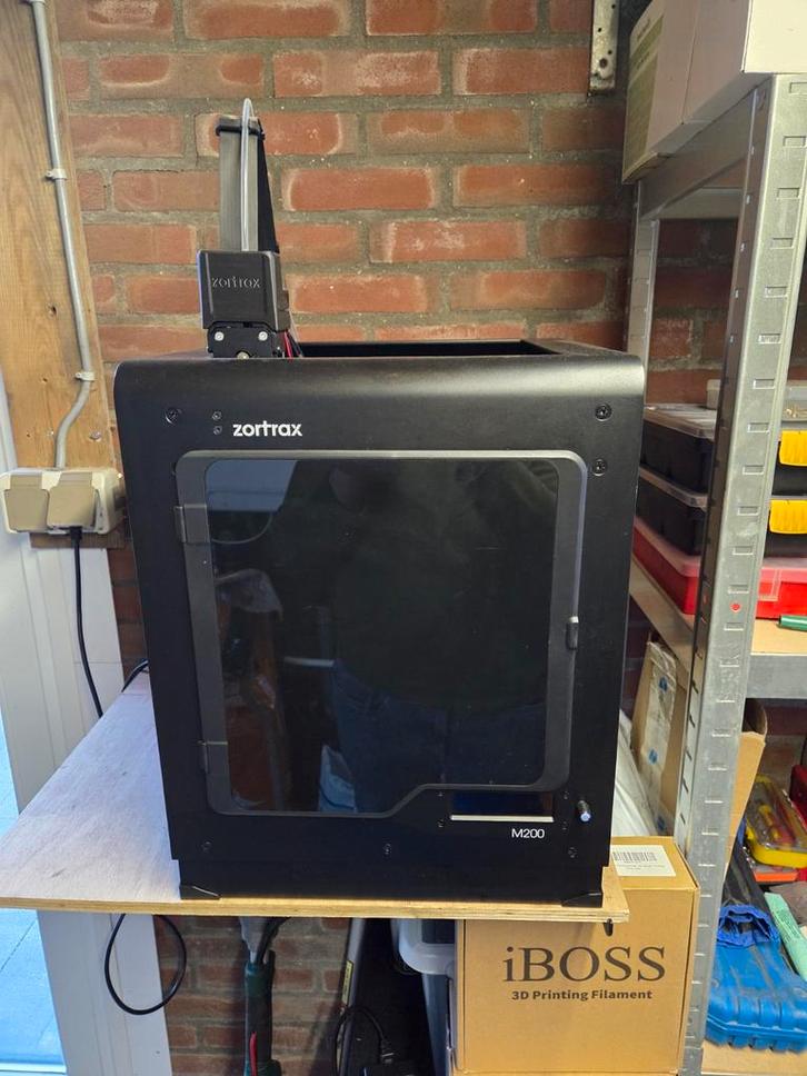 Zortrax M200 3D Printer met extra nozzles en sd kaartjes, Computers en Software, 3D Printers, Gebruikt, Ophalen
