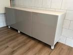 Moderne Beige Witte Dressoir met deuren, Huis en Inrichting, Kasten | Dressoirs, Ophalen, Gebruikt, 150 tot 200 cm, Modern