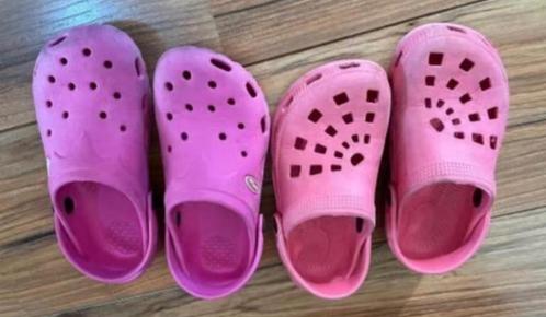 1 paar roze crocs (niet de echte) in maat 28/29 en maat 31, Kinderen en Baby's, Kinderkleding | Schoenen en Sokken, Zo goed als nieuw