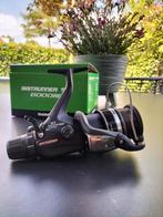 Shimano baitrunner karper molen. maat 6000 (inclusief lijn)., Watersport en Boten, Hengelsport | Karpervissen, Ophalen, Zo goed als nieuw