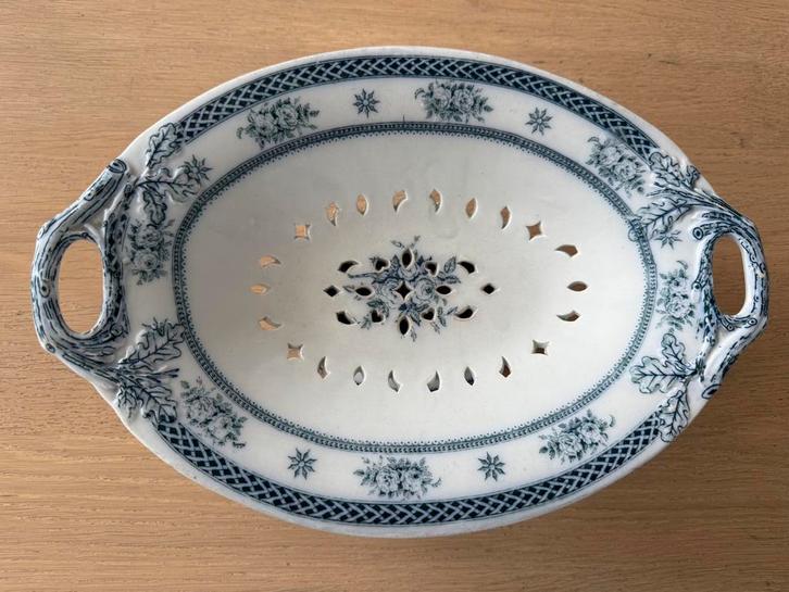 Antieke Wedgwood fruittest / uitlekschaal blauw-wit, Huis en Inrichting, Keuken | Servies, Gebruikt, Schaal of Schalen, Wedgwood