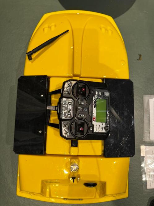 SCEN voerboot baitboat - niet gebruikt, Watersport en Boten, Hengelsport | Karpervissen, Zo goed als nieuw, Overige typen, Ophalen of Verzenden