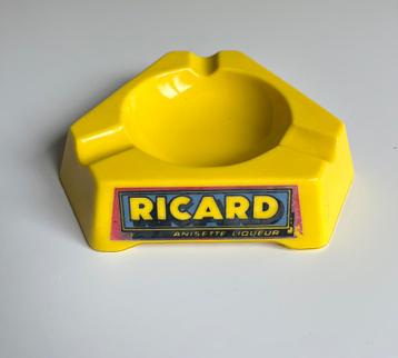 Ricard asbak beschikbaar voor biedingen