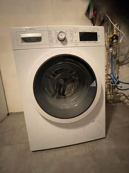 Bosch Wasmachine Serie 8, Witgoed en Apparatuur, Wasmachines, Gebruikt, Bovenlader, 6 tot 8 kg, Energieklasse A of zuiniger, Handwasprogramma