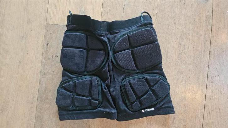 Protectie / impact short broek snowboard - Maat XS kinderen, Sport en Fitness, Snowboarden, Gebruikt, Kleding, Ophalen of Verzenden