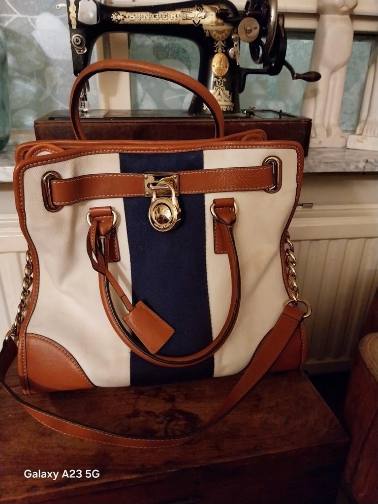 Micheal  kors  hamilton  tricolor bag, Sieraden, Tassen en Uiterlijk, Tassen | Damestassen, Ophalen of Verzenden, Zo goed als nieuw