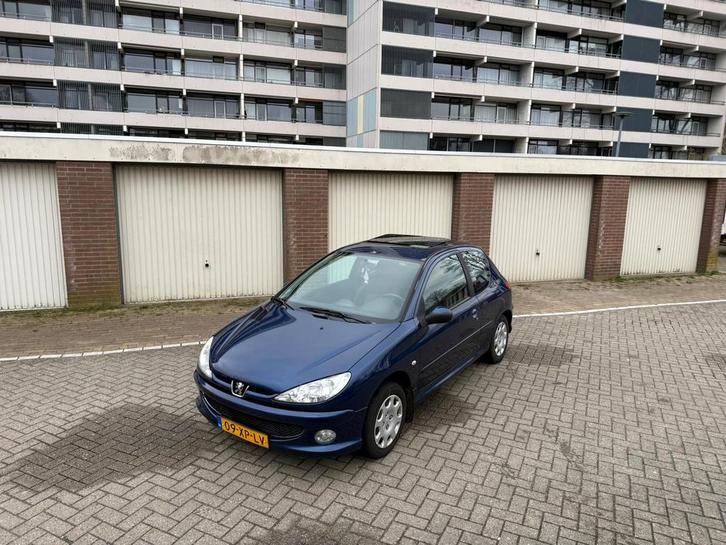 Peugeot 206 1.4 2007 | PANO | APK 08-2026 | Goed onderhouden, Auto's, Peugeot, Particulier, Benzine, Euro 4, D, Hatchback, Handgeschakeld