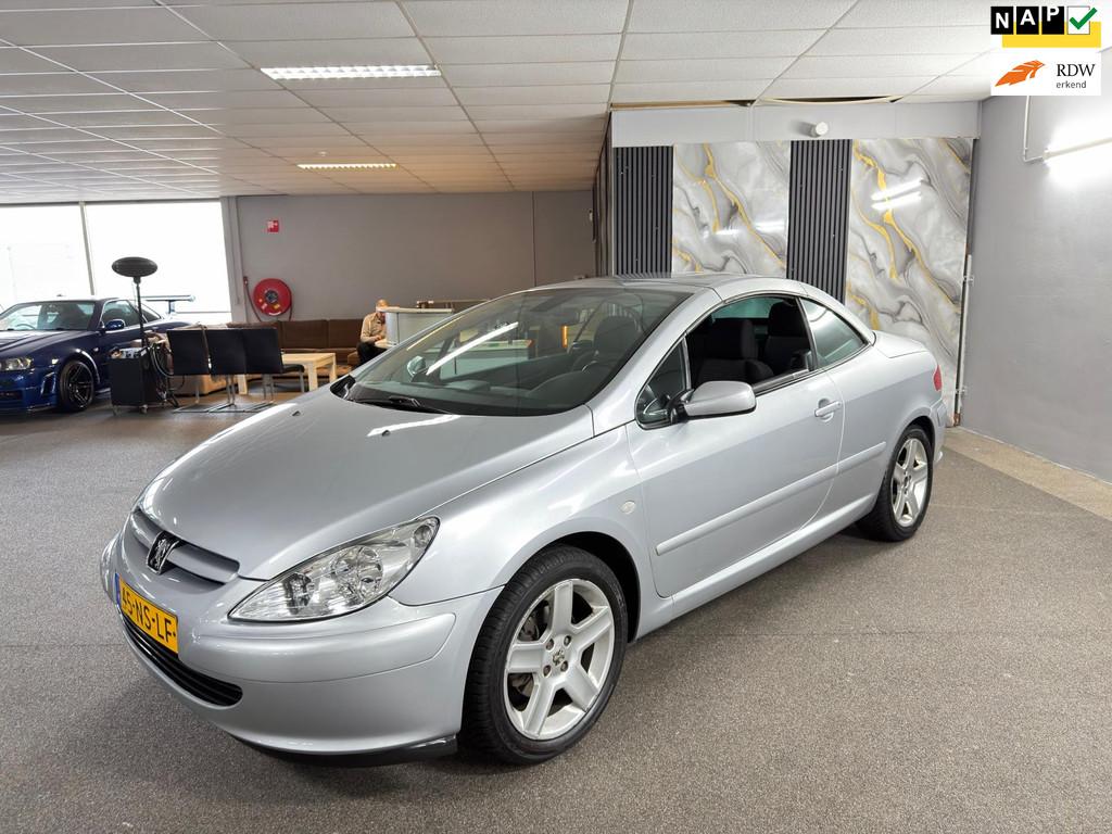 Peugeot 307 CC 2.0-16V Apk Nieuw,Cruise control,Parksensoren, Auto's, Gebruikt, Zwart, 4 cilinders, Cabriolet