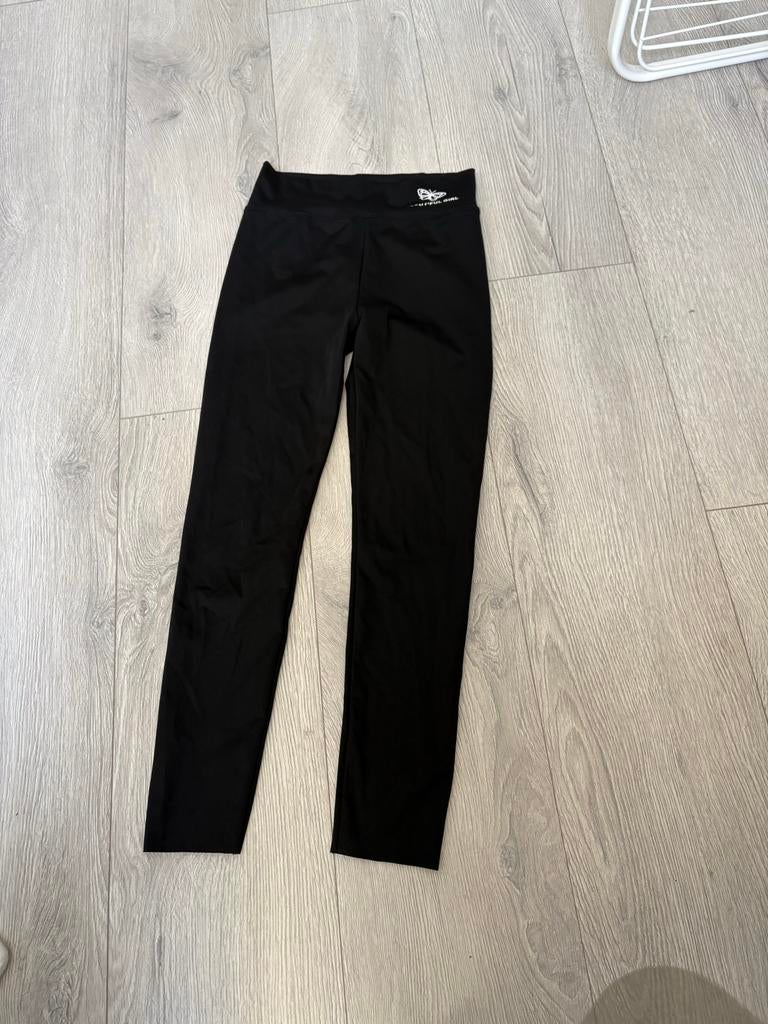 Zwarte legging maat 140, Ophalen of Verzenden, Zo goed als nieuw, Meisje, Broek