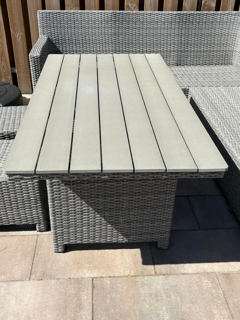 Stijlvolle grijze tuintafel (NIEUW IN DOOS), Tuin en Terras, Tuintafels, Ophalen of Verzenden, Zo goed als nieuw, Rechthoekig
