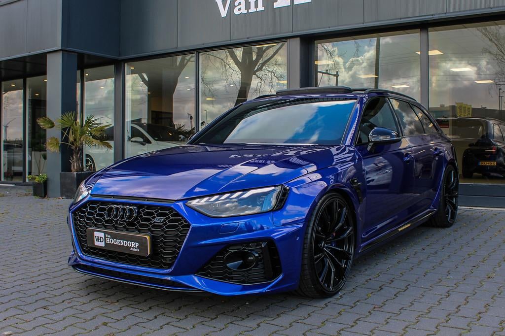 Audi A4 Avant 2.9 TFSI RS4 PANO HUD B&O 530PK ABT RS4-S, Automaat, Gebruikt, Blauw, A4