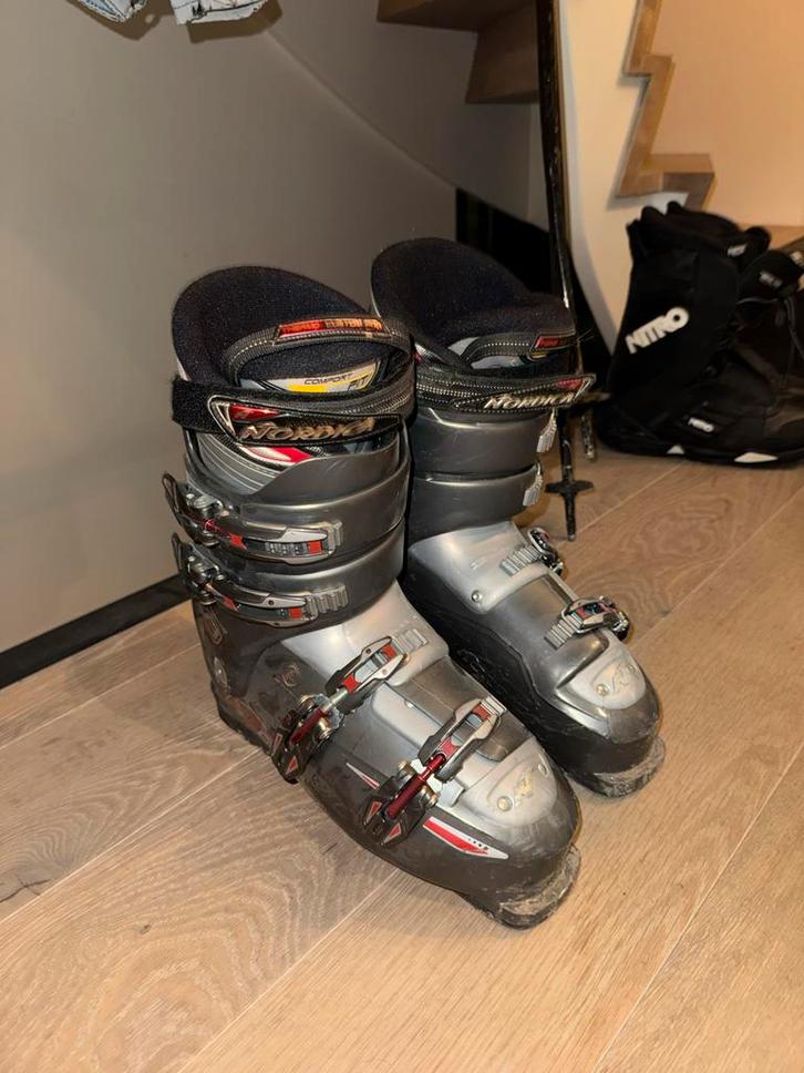 Nordica skischoenen maat 44/45, Sport en Fitness, Skiën en Langlaufen, Gebruikt, Schoenen, Skiën, Nordica, Ophalen