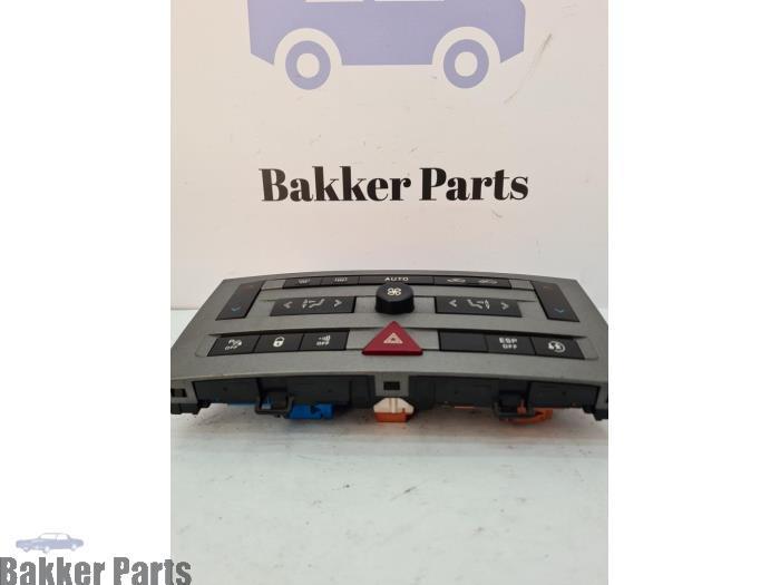 Kachel Bedieningspaneel van een Peugeot 407, Auto-onderdelen, Dashboard en Schakelaars, Peugeot, Gebruikt, 3 maanden garantie