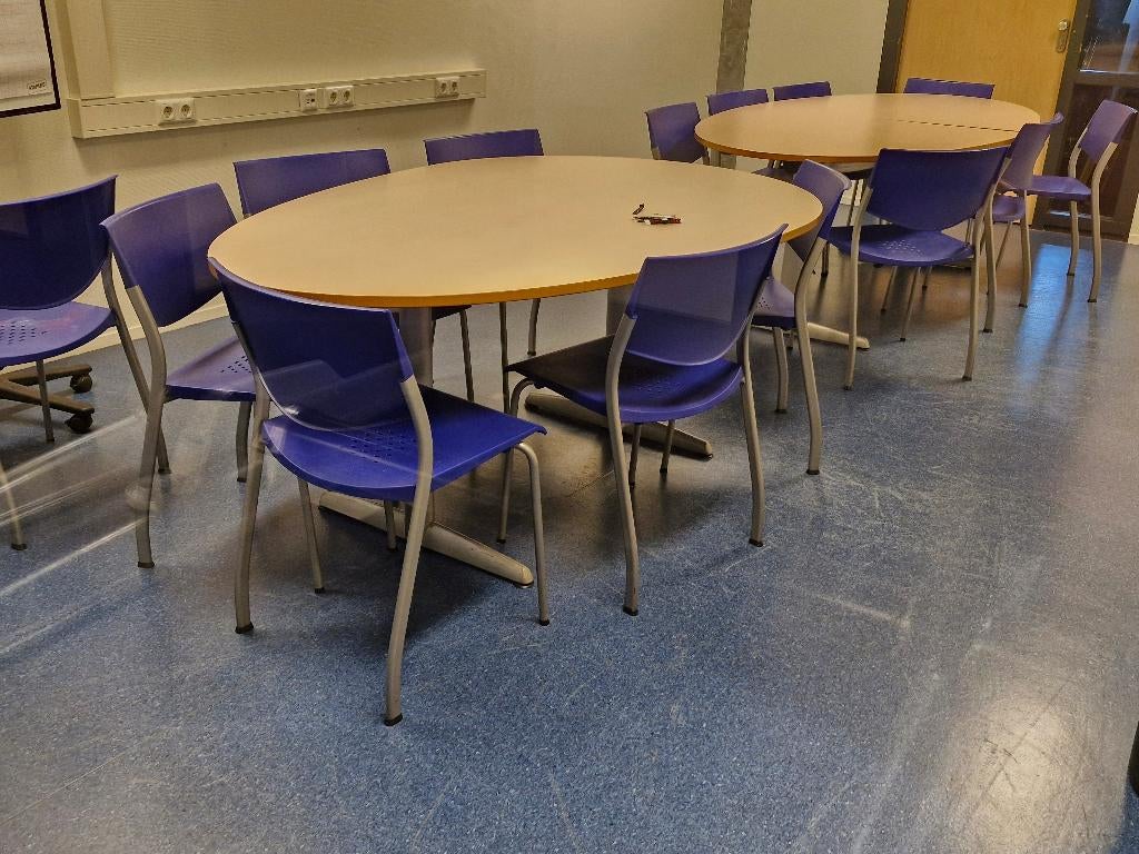 Ahrend 500 Vergadertafel 4 - 6 personen, Kofferen 60, Ophalen of Verzenden, Zo goed als nieuw, Ahrend