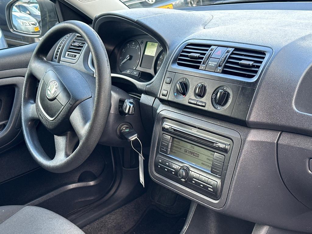 Skoda Fabia Combi 1.2-12V Fresh Airco - Nieuw apk - Goed ond, Auto's, Voorwielaandrijving, Euro 5, 1198 cc, Handgeschakeld
