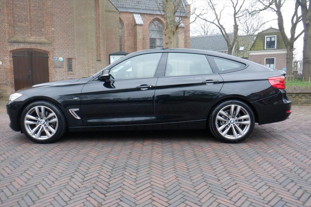 BMW 3-Serie Gt (f34) 328i 245pk Aut High Executive Upgrade, 745 kg, 15 km/l, Gebruikt, 4 cilinders