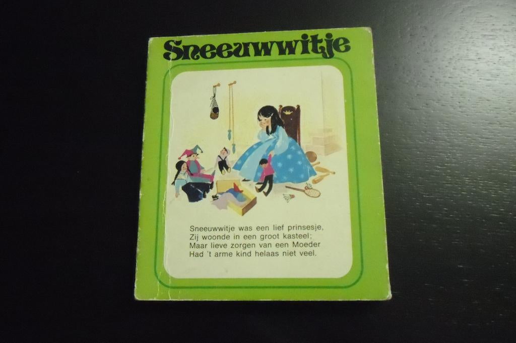 boekje Sneeuwwitje, Ophalen of Verzenden, Gelezen