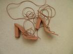 PUCLIC DESIRE aparte schoenen met hak zalm roze 40, Ophalen of Verzenden, Zo goed als nieuw, Schoenen met hoge hakken, Roze