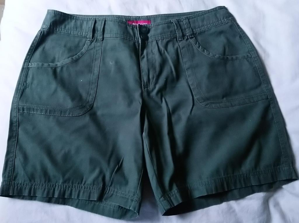 Korte broek van Biaggini maat 42 donkergroen, Kleding | Dames, Biaggini, Kort, Maat 42/44 (L), Ophalen of Verzenden