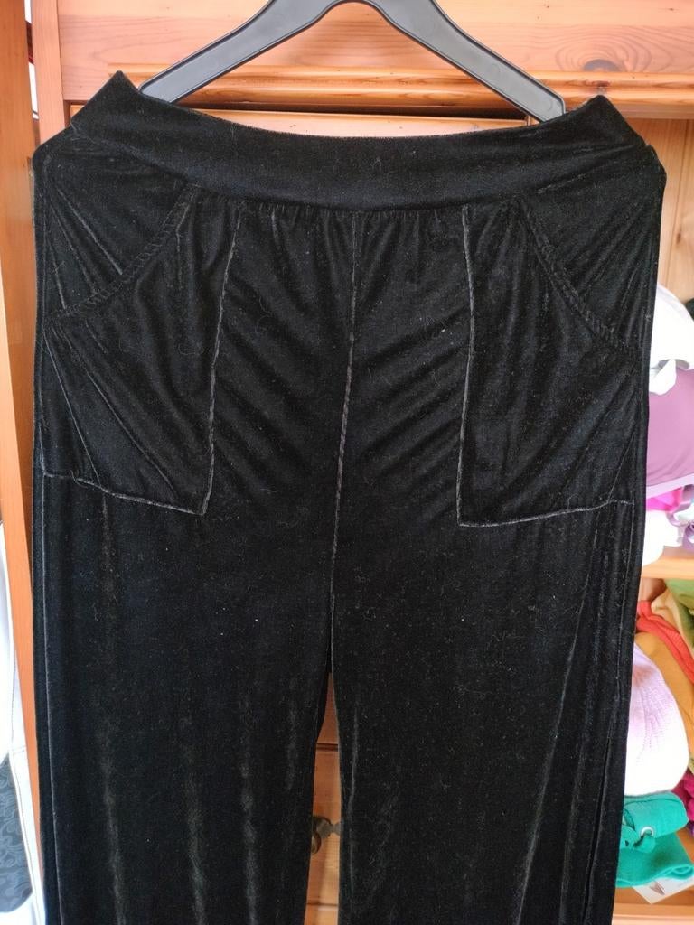 Collectif fluwelen broek M, Kleding | Dames, Maat 38/40 (M), Zwart, Ophalen of Verzenden, Zo goed als nieuw