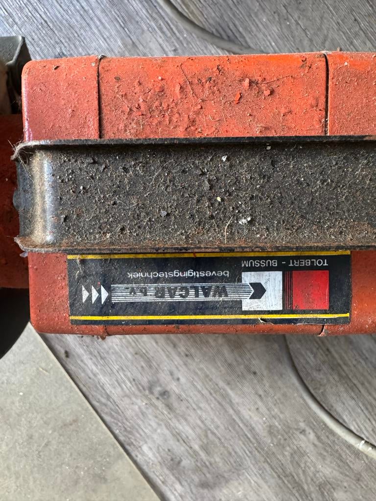 Walgaere Tolbert Bussum Werkbankslijpmachine, Ophalen, Gebruikt, Minder dan 700 watt, Werkbankslijpmachine
