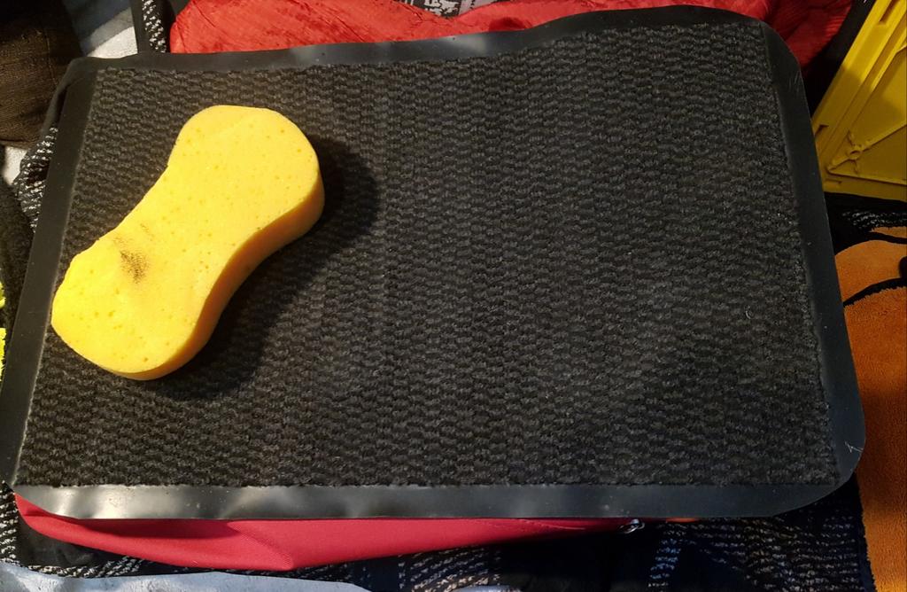 13 automatten plus poetsdoeken, Ophalen