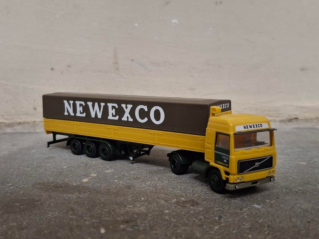 Herpa Volvo F12 Newexco Winschoten, Hobby en Vrije tijd, Modelauto's | 1:87, Ophalen of Verzenden, Bus of Vrachtwagen, Herpa