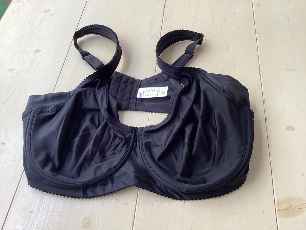 Miss Mary BH zwart glanzend met beugel 95D, Kleding | Dames, Ophalen of Verzenden, Zwart, BH