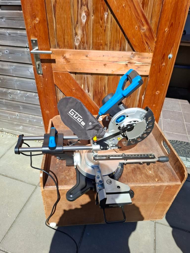 Afkortzaag., Ophalen, Zo goed als nieuw, Afkortzaag, 30 tot 70 mm