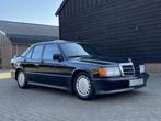 Mercedes-Benz 190E 2.3 16V in mooie staat NL kenteken, Achterwielaandrijving, Open dak, Zwart, 4 stoelen