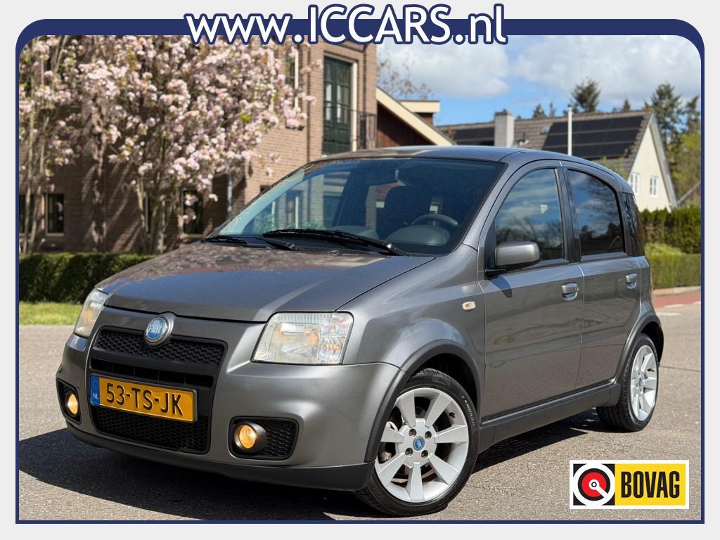 Fiat PANDA 1.4 16V SPORT - 100 PK !!, Auto's, Gebruikt, 31 €/maand, 4 stoelen, Bedrijf