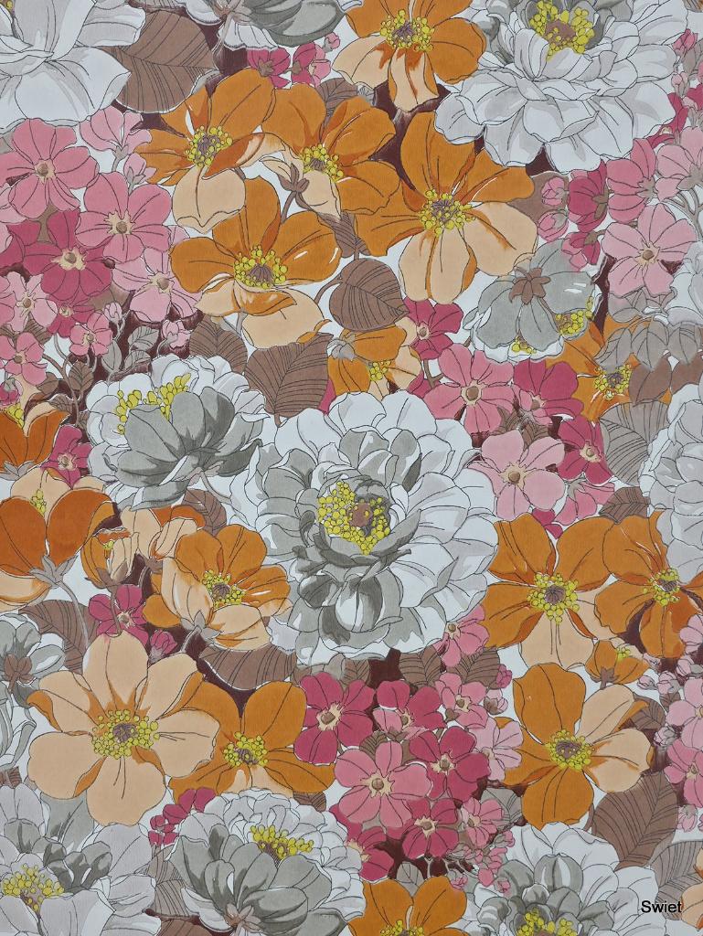 12556 vintage bloemen behang in oranje roze en grijs swiet, Ophalen of Verzenden, 25 tot 50 m², Oranje