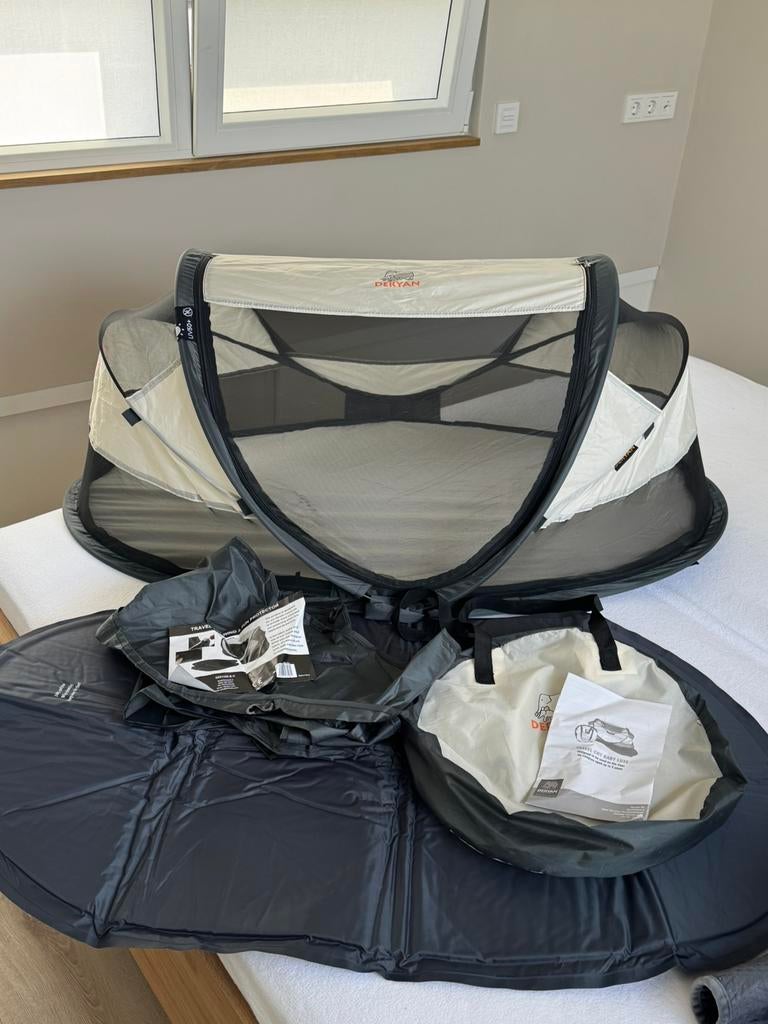 Deryan Baby Luxe Campingbedje met zelfopblaasbare matras, Kinderen en Baby's, Babywiegjes en Ledikanten, Ophalen of Verzenden