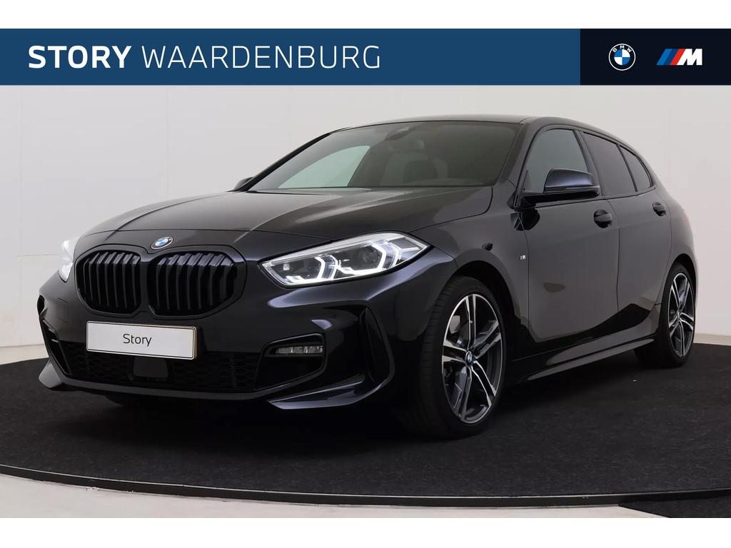BMW 1 Serie 120i High Executive M Sport Automaat / Sportstoe, Auto's, 730 kg, Gebruikt, 4 cilinders, 179 pk