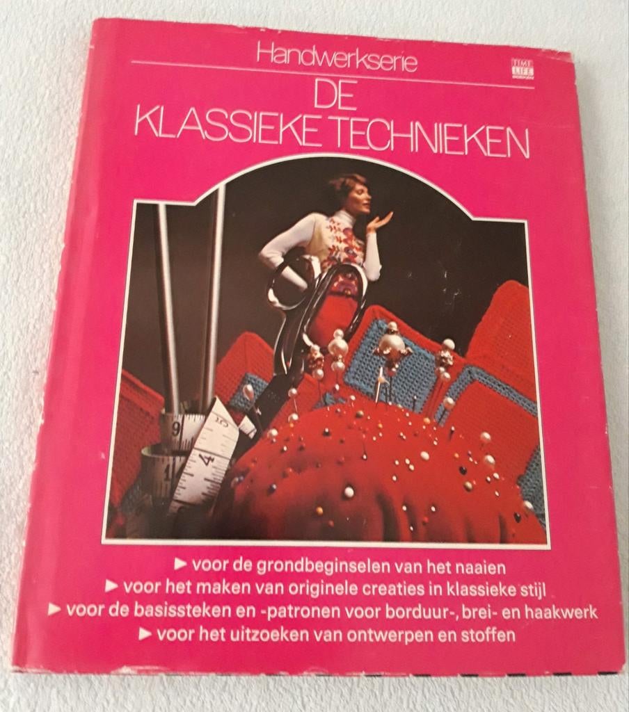 Handwerkserie, De klassieke technieken, jaren 70, Ophalen of Verzenden, Borduren en Naaien