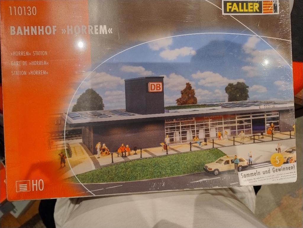 Faller 110130 – Bahnhof “Horrem” (H0), Overige merken, Gelijkstroom of Wisselstroom, Brug, Tunnel of Gebouw, Nieuw