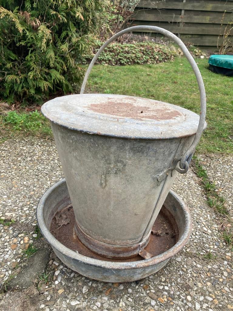 Nostalgische Kippen voederstation + warmte lamp, Ophalen, Gebruikt, Drinken en Voederen