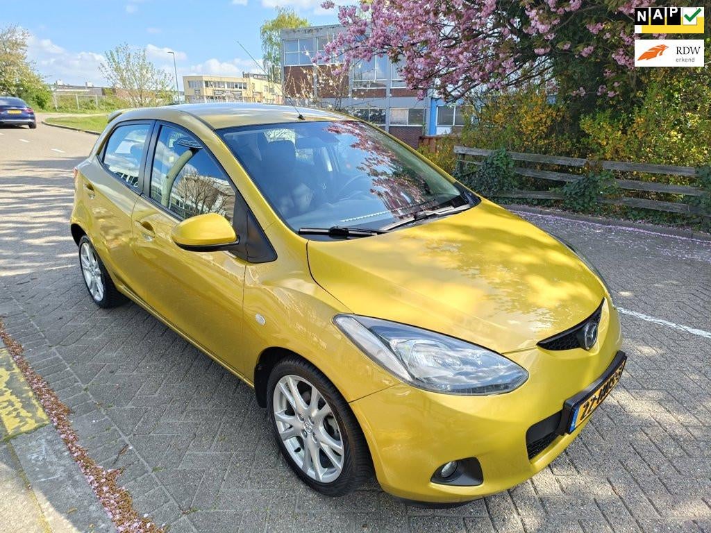 Mazda 2 1.3hp S-VT Executive, Auto's, Mazda, Voorwielaandrijving, Gebruikt, 31 €/maand, 4 stoelen