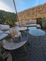 4 Buitentafels: 2x goud met glas, 1x hout, 1x wit, Ophalen of Verzenden