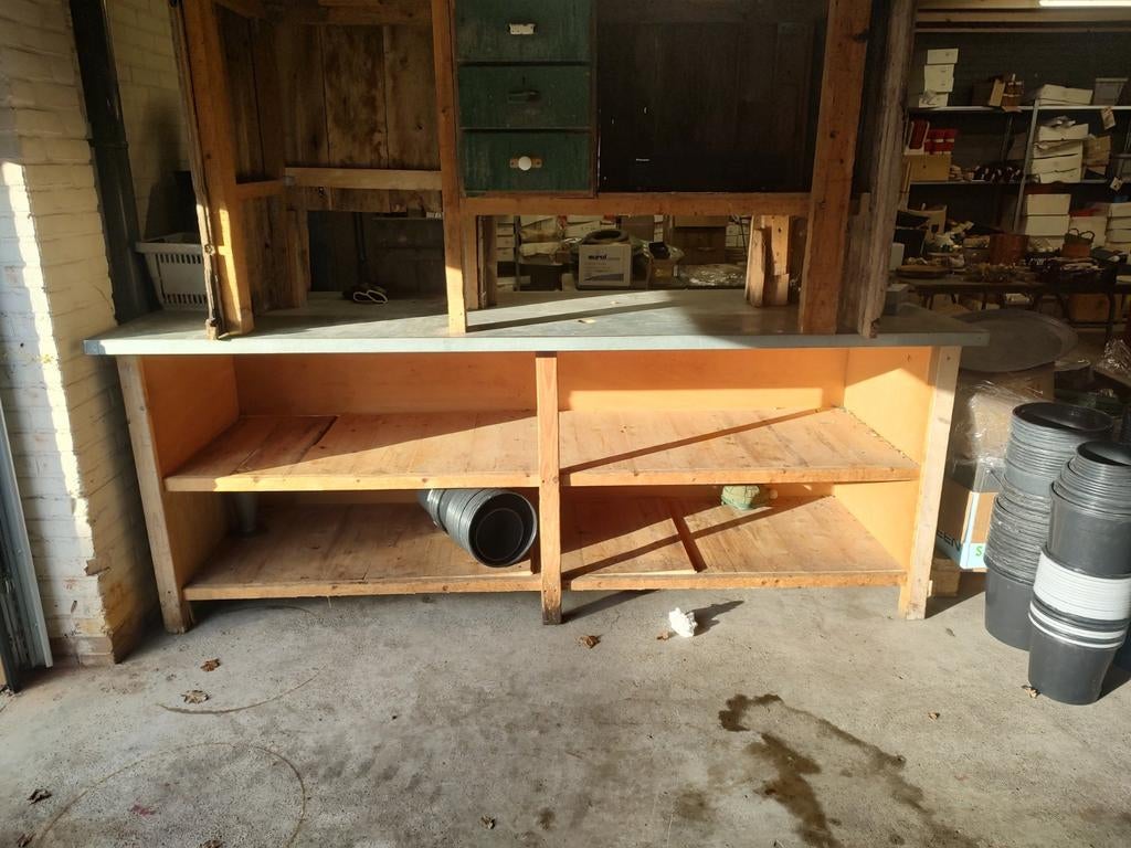 2 werkbanken of balie, Ophalen, Nb, Nb, Nb