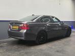 BMW 3-serie 320i Graphite | Youngtimer | Automaat | Bose | L, Auto's, BMW, Achterwielaandrijving, 4 cilinders, 150 pk, Sedan