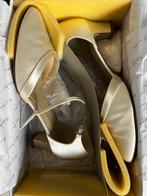 Rainbow Club Anika Trouwschoenen - Maat 40, Kleding | Dames, Schoenen, Ophalen of Verzenden, Gedragen, Wit, Schoenen met hoge hakken