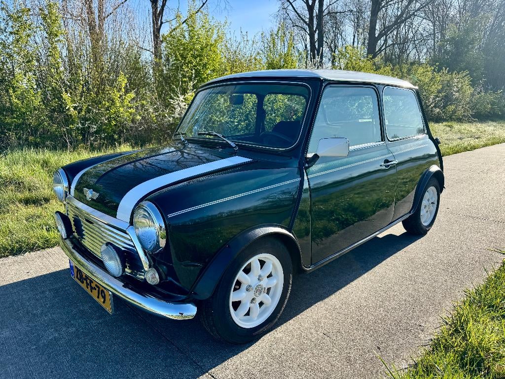 Mini Cooper 1.3 | 1992 | British Racing Green |, Voorwielaandrijving, 63 pk, Zwart, 4 cilinders